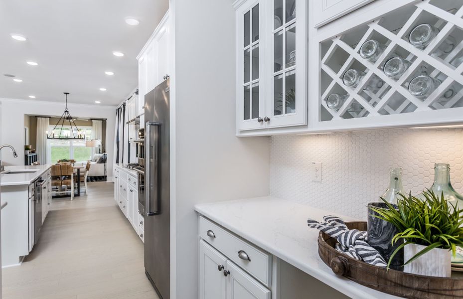 Representative furnished interior of a home built from the Waterstone by Pulte Homes in Heartwood, Richmond Hill (Image 9).
