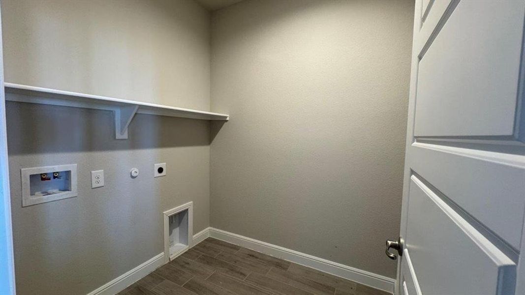 Spacious, unfurnished interior of a new home in Morningstar, Fort Worth (Image 11).