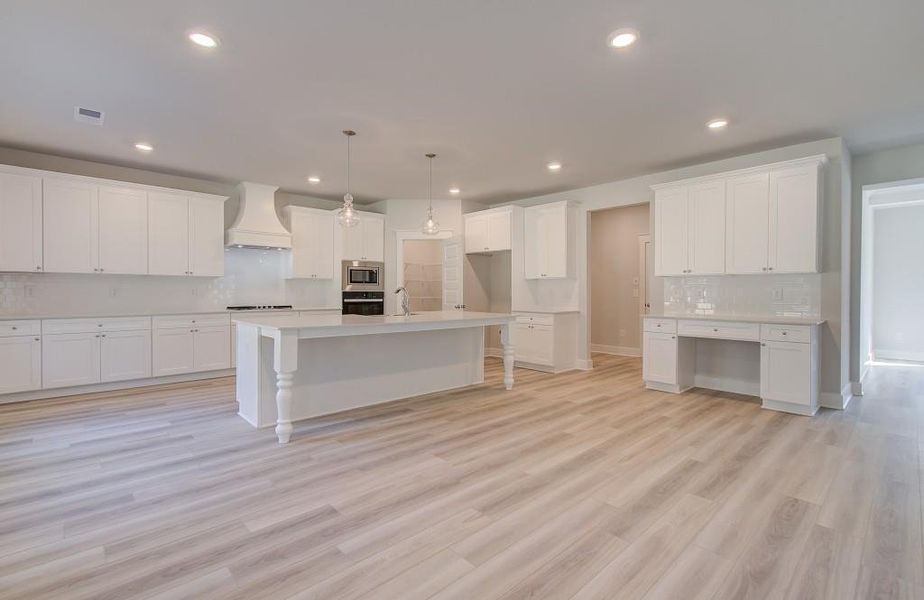 Furnished interior view inside a new home in Saddleridge, Senoia (Image 3).
