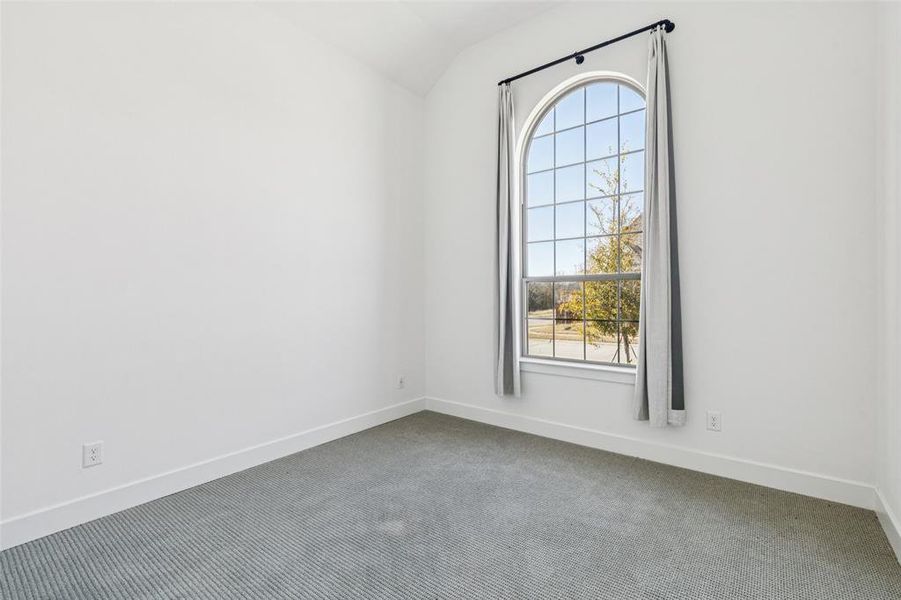 Spacious, unfurnished interior of a new home in , Aubrey (Image 30).