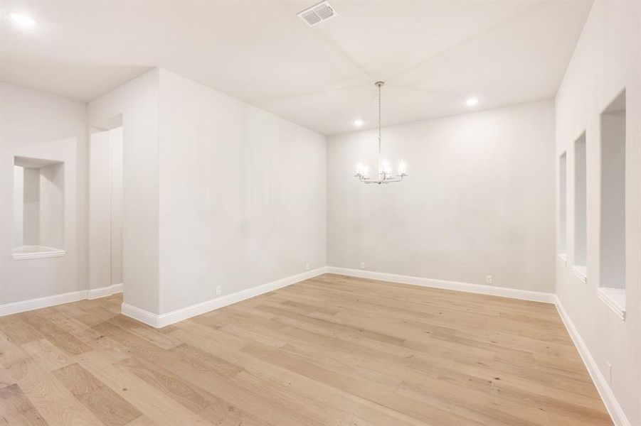 Spacious, unfurnished interior of a new home in Hayes Crossing, Midlothian (Image 22).