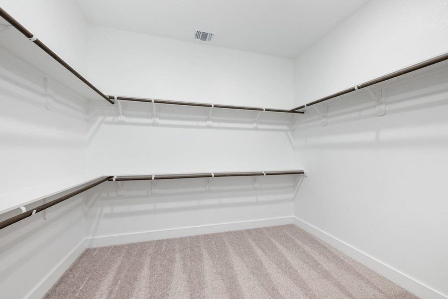 Spacious, unfurnished interior of a new home in Lariat, Liberty Hill (Image 27).