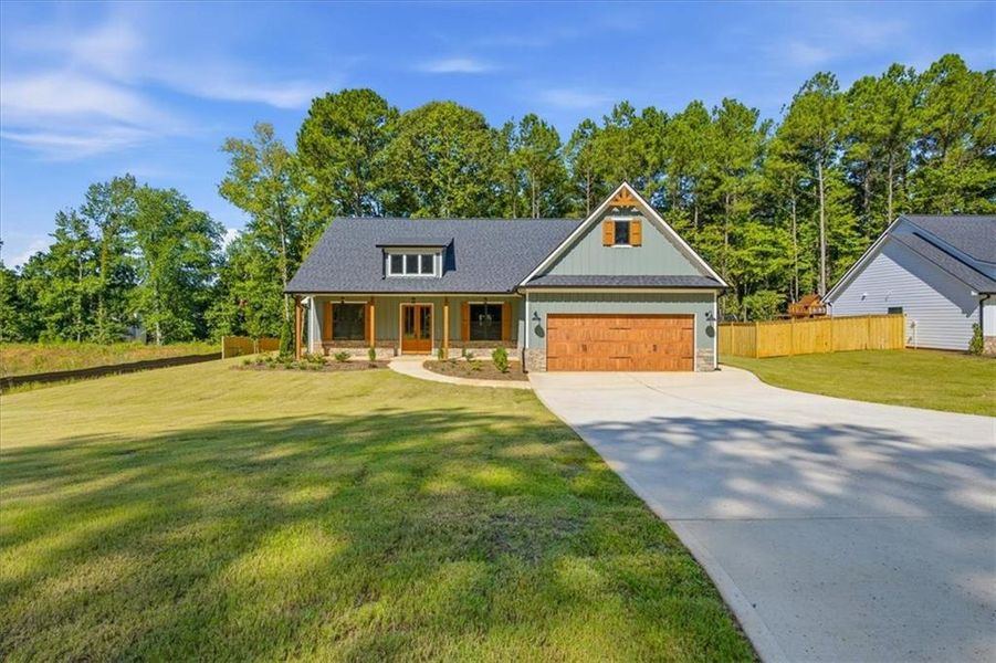 Front exterior of a new home in , Rockmart, GA, highlighting curb appeal (Image 23). Front exterior of a new home in , Rockmart, GA, highlighting curb appeal (Image 23).
