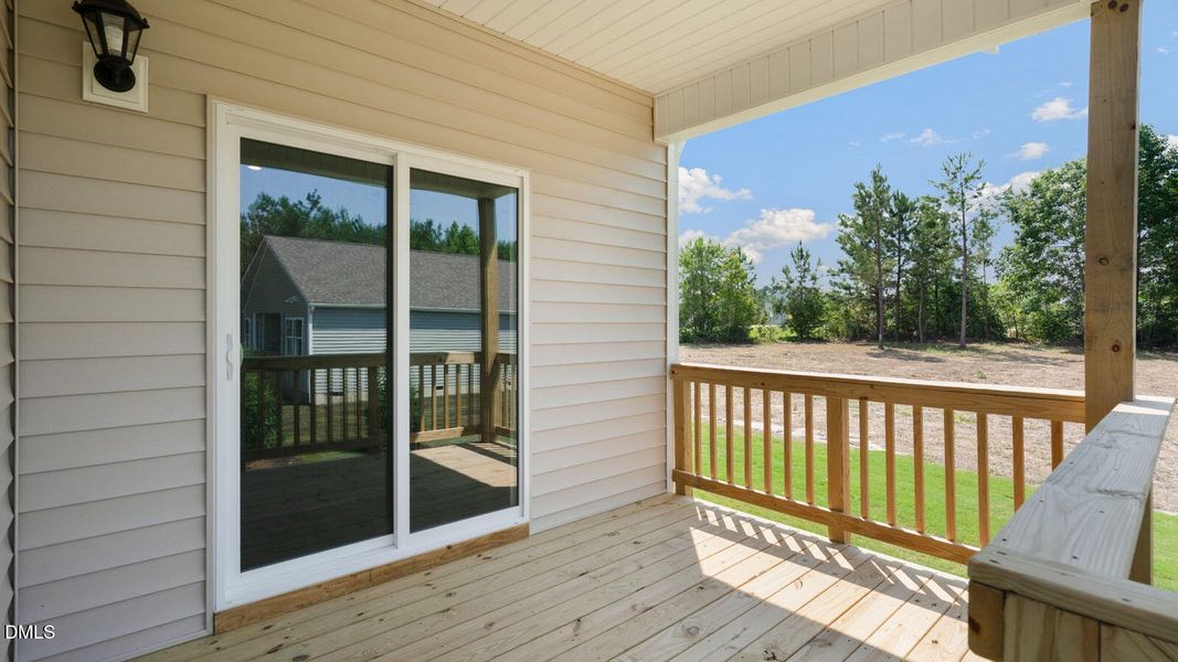 75-tobacco-woods-023