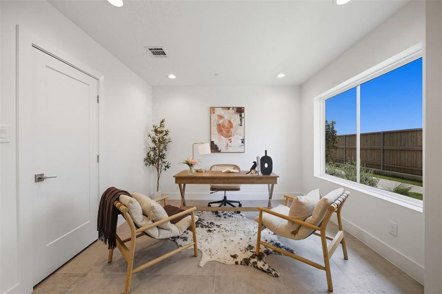 Furnished interior view inside a new home in , Dallas (Image 4).