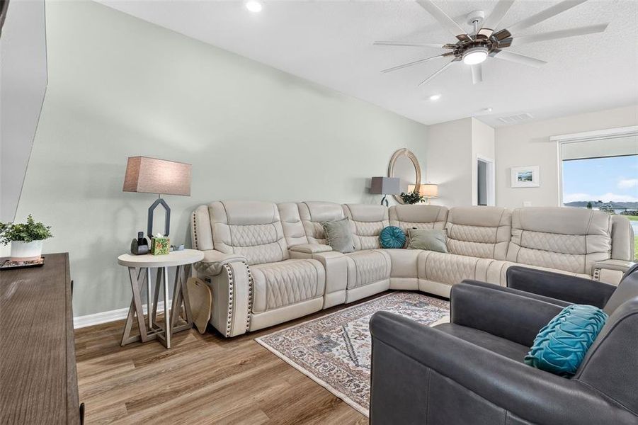 Furnished interior view inside a new home in Star Farms at Lakewood Ranch, Bradenton (Image 12). Furnished interior view inside a new home in Star Farms at Lakewood Ranch, Bradenton (Image 12).