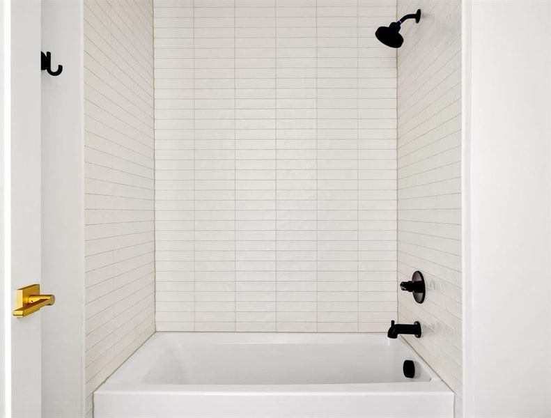 Furnished interior view inside a new home in , Dallas (Image 25).