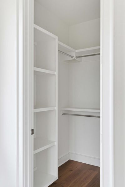 Spacious, unfurnished interior of a new home in , Mount Pleasant (Image 34).