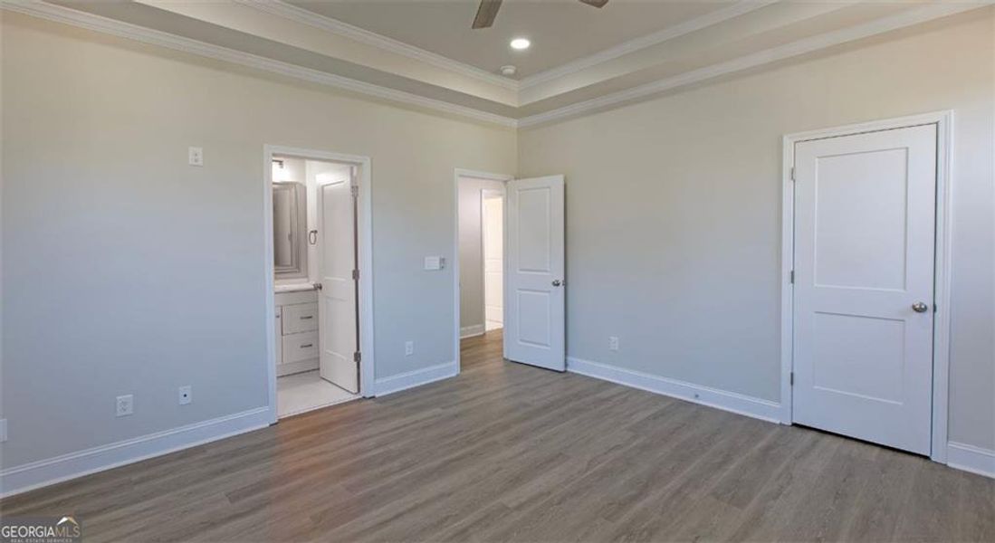 Spacious, unfurnished interior of a new home in , Atlanta (Image 23).