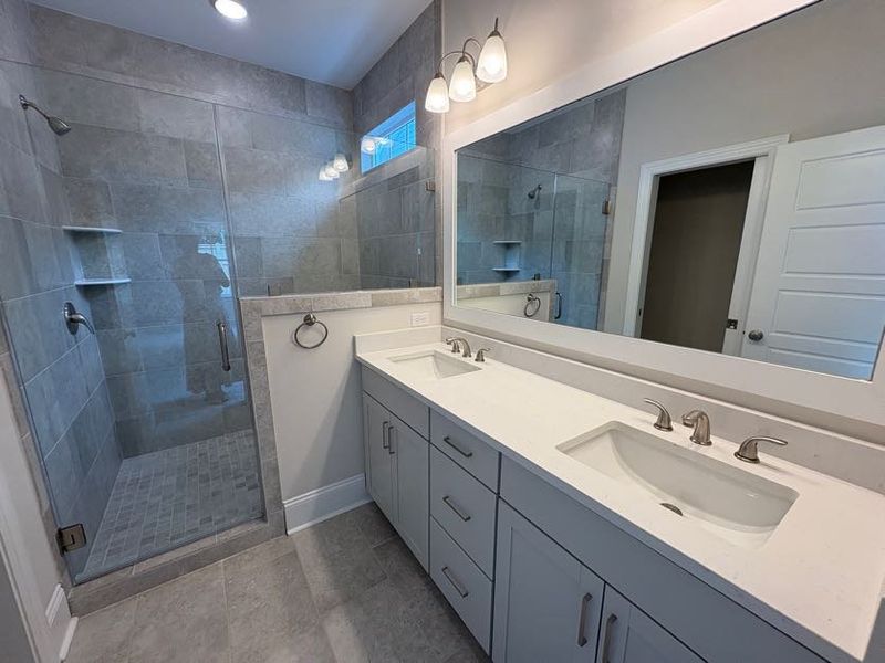 Furnished interior view inside a new home in Riverside Cove, Wilmington (Image 8).
