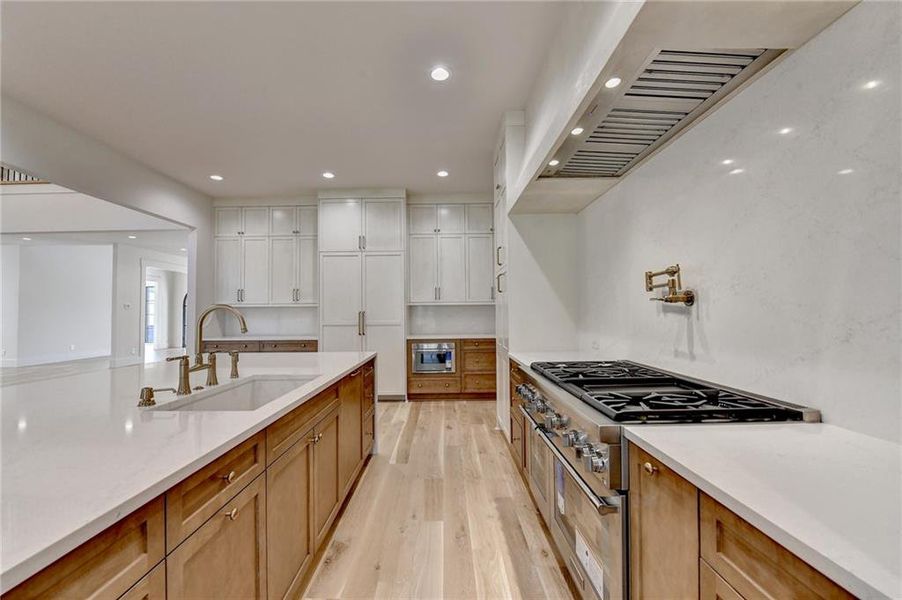 Furnished interior view inside a new home in , Alpharetta (Image 14). Furnished interior view inside a new home in , Alpharetta (Image 14).