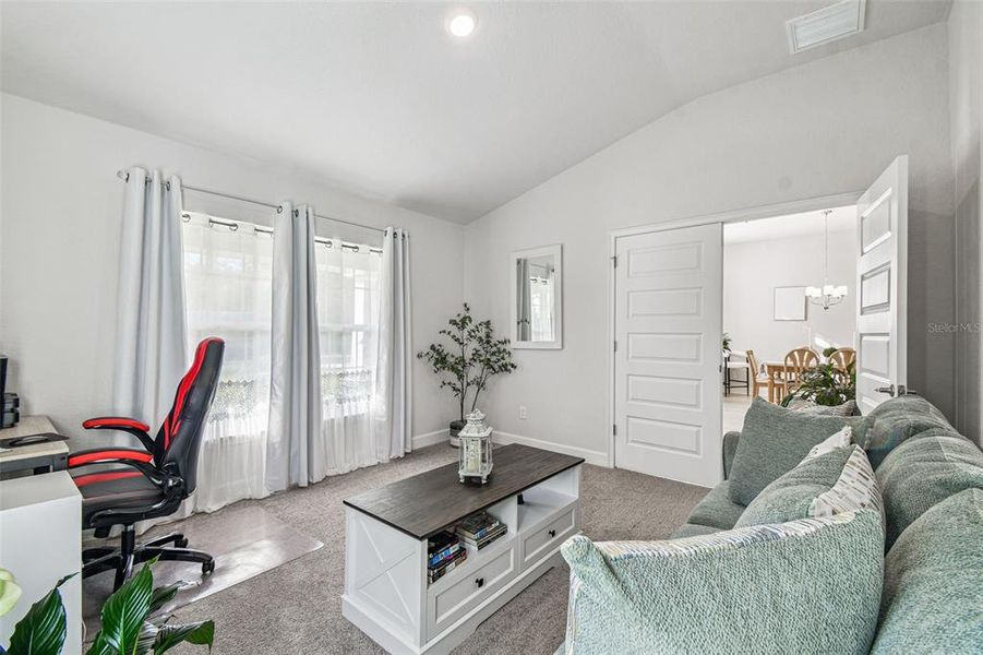 Furnished interior view inside a new home in Sugarmill Woods, Homosassa (Image 57).