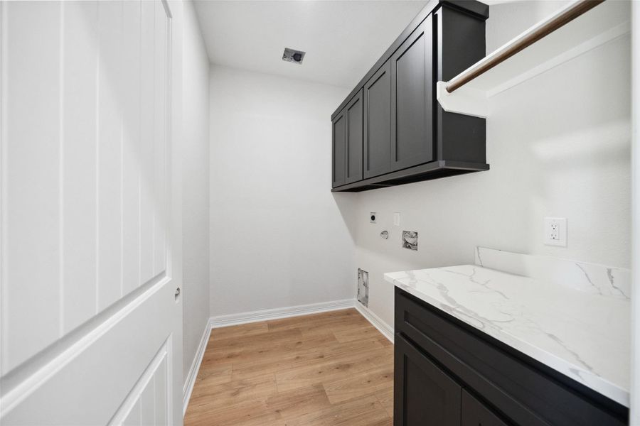 Furnished interior view inside a new home in , Coldspring (Image 5). Furnished interior view inside a new home in , Coldspring (Image 5).