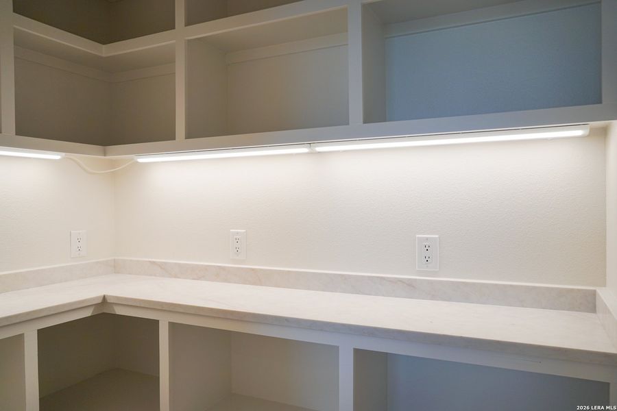 Spacious, unfurnished interior of a new home in , Boerne (Image 30).
