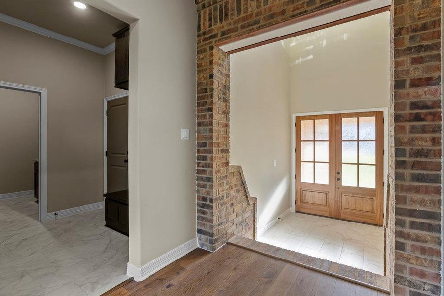 Exterior details and patio area of a home in , Belton (Image 3).