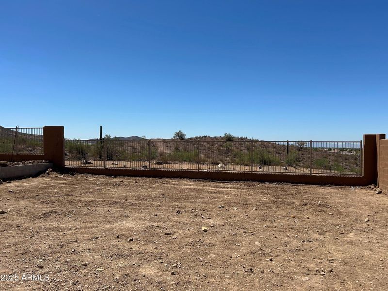 2069BackView1 2069BackView1