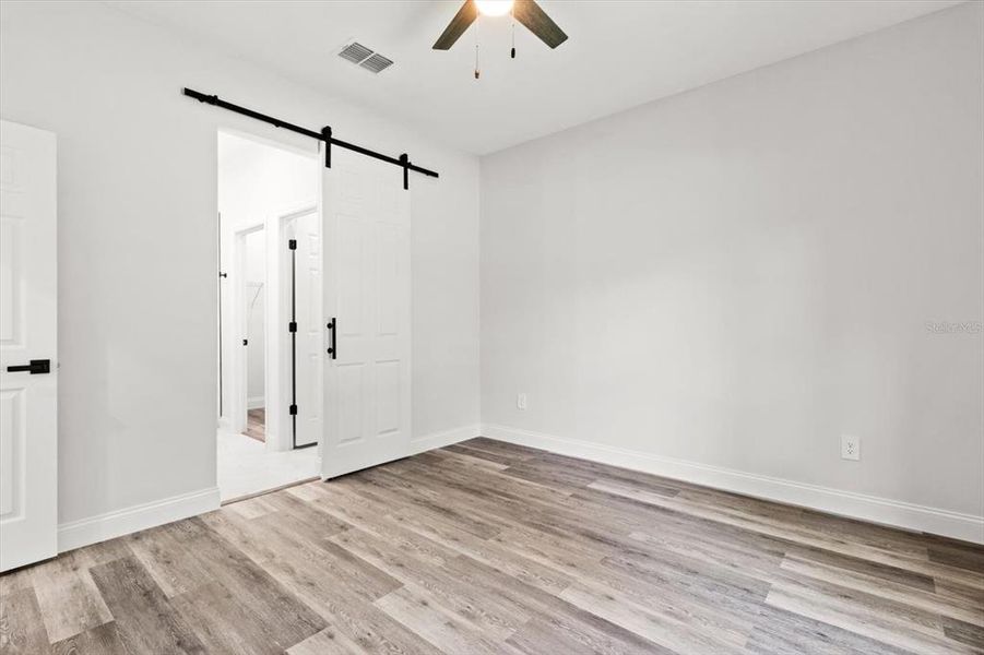 Spacious, unfurnished interior of a new home in , Inverness (Image 28).