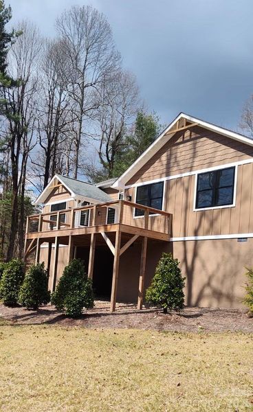 Image 44 of a home in .