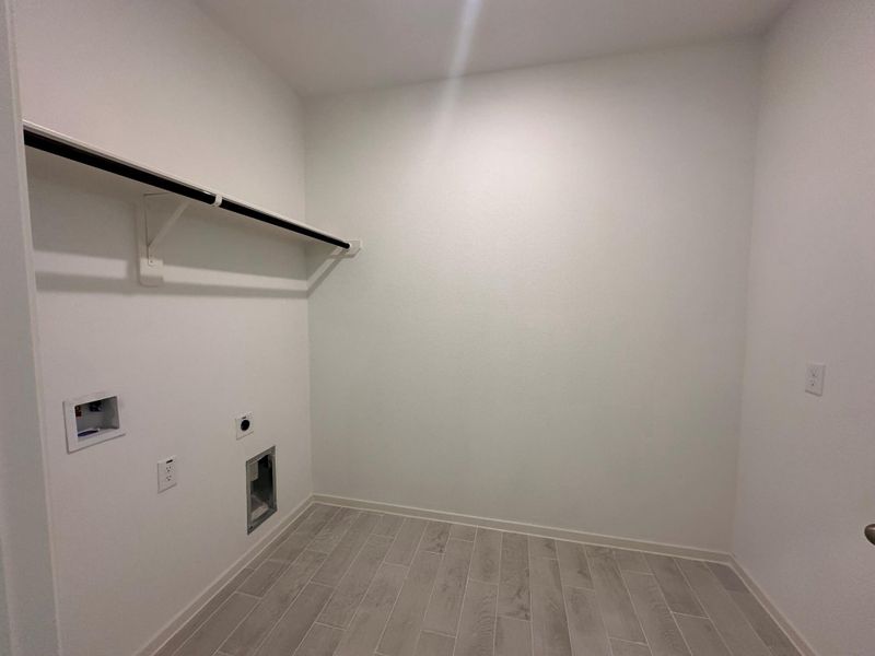 Spacious, unfurnished interior of a new home in Rates starting as low as, Iowa Colony (Image 16).