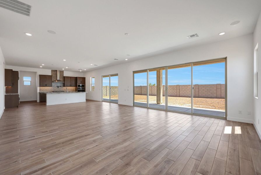 Spacious, unfurnished interior of a new home in Miravida, Surprise (Image 15).