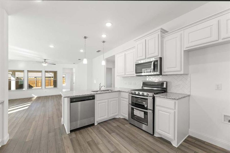 07_Melrose Representative Photo 07_Melrose Representative Photo