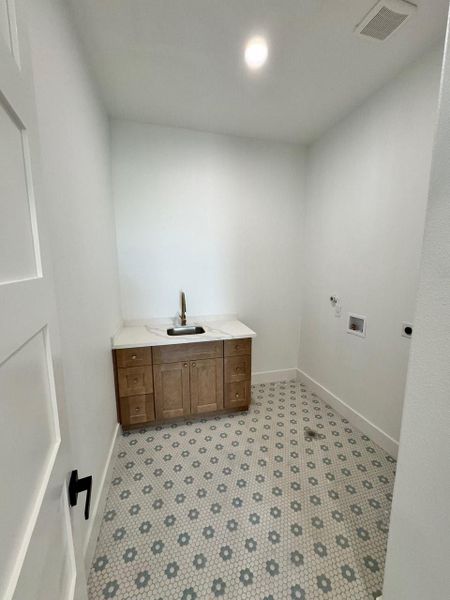 Image 14 of a home in .