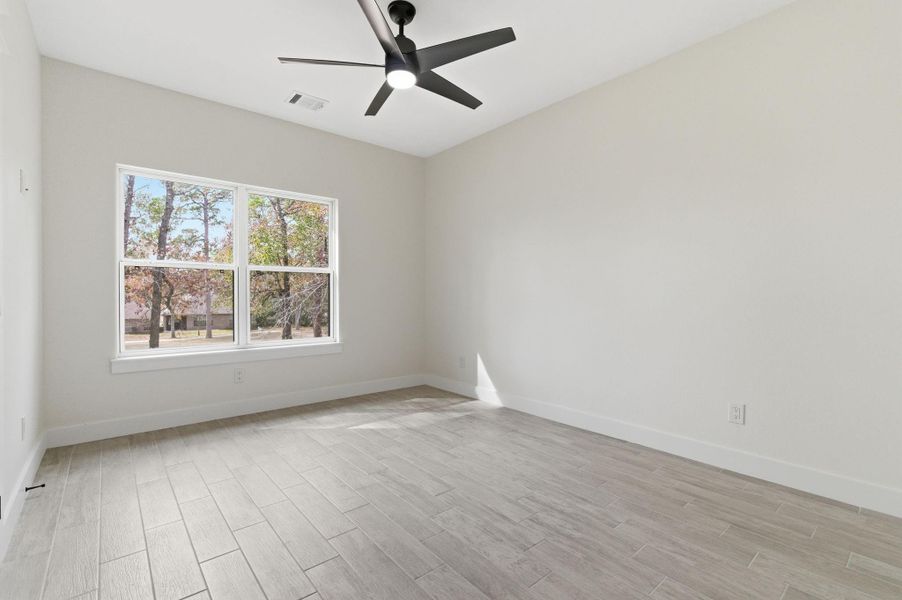 Spacious, unfurnished interior of a new home in , Montgomery (Image 27).
