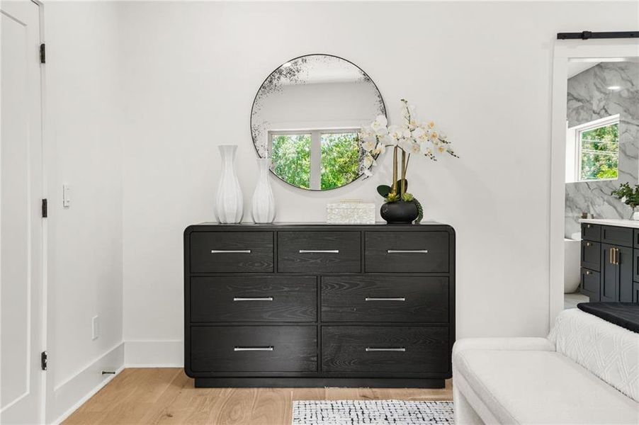 Furnished interior view inside a new home in , Atlanta (Image 46).