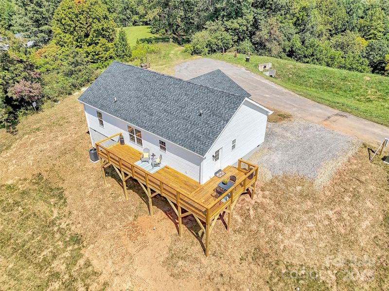 Image 47 of a home in .