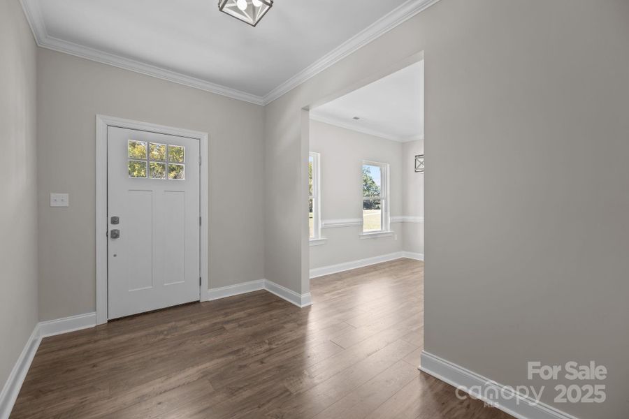 Spacious, unfurnished interior of a new home in , Monroe (Image 28).