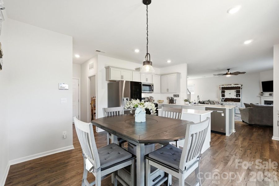 The perfect balance of open living while still feeling warm and inviting. The perfect balance of open living while still feeling warm and inviting.
