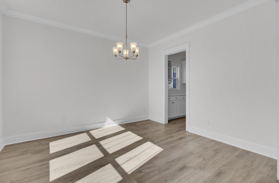 Spacious, unfurnished interior of a new home in Six Oaks, Summerville (Image 25).