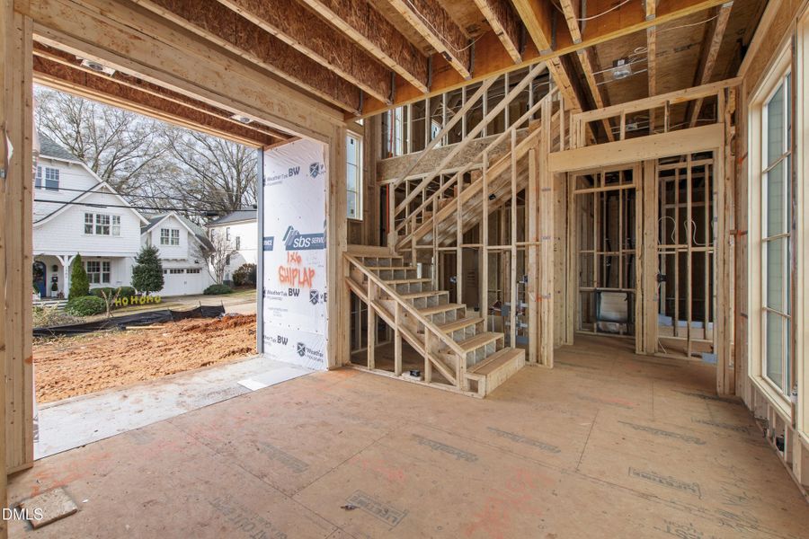 1500 Scales St Foyer & Porch