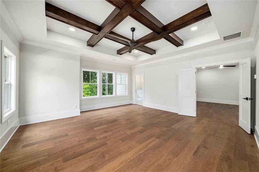 Spacious, unfurnished interior of a new home in , Atlanta (Image 26).