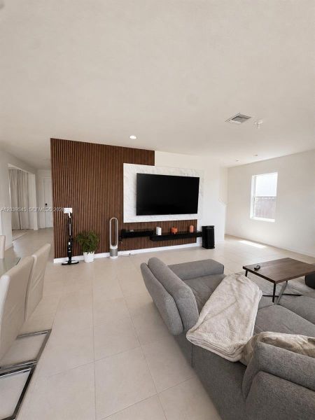 Furnished interior view inside a new home in , Homestead (Image 7).