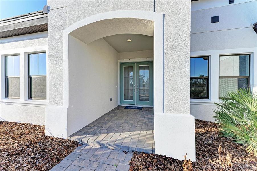 Exterior details and patio area of a home in Triple Creek, Riverview (Image 2). Exterior details and patio area of a home in Triple Creek, Riverview (Image 2).