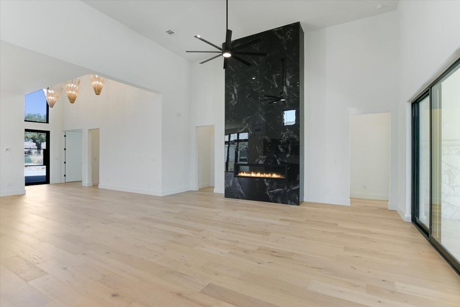 Furnished interior view inside a new home in , Horseshoe Bay (Image 30).