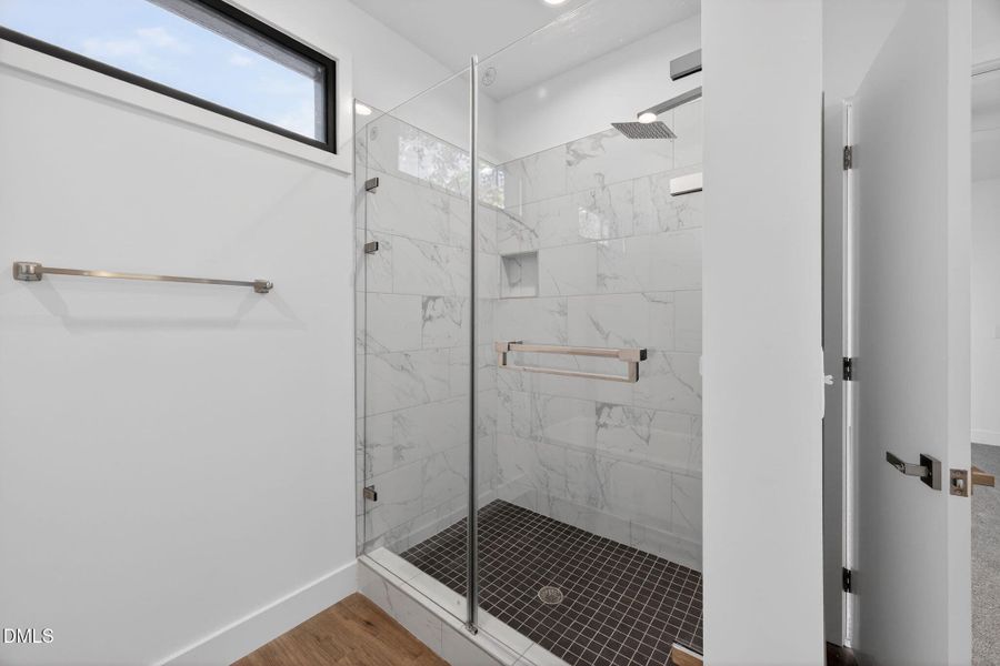 2nd-Floor-Primary-Bath-1050NovaNC