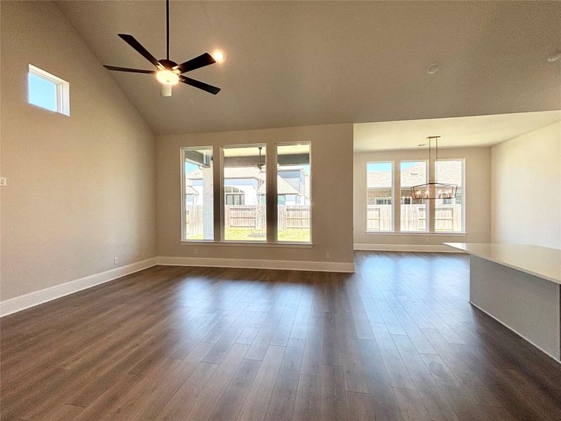 Spacious, unfurnished interior of a new home in Fulbrook on Fulshear Creek, Fulshear (Image 28).