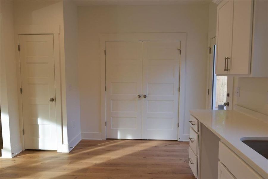Spacious, unfurnished interior of a new home in , Watkinsville (Image 8).
