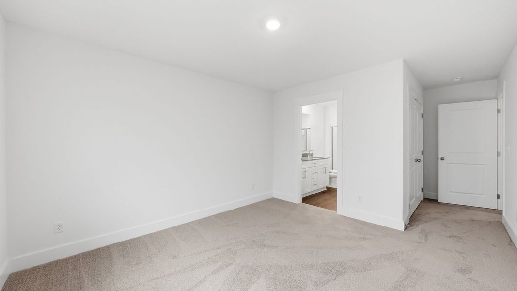 Spacious, unfurnished interior of a new home in Fieldcrest Acres Townhomes, Blountville (Image 19). Spacious, unfurnished interior of a new home in Fieldcrest Acres Townhomes, Blountville (Image 19).
