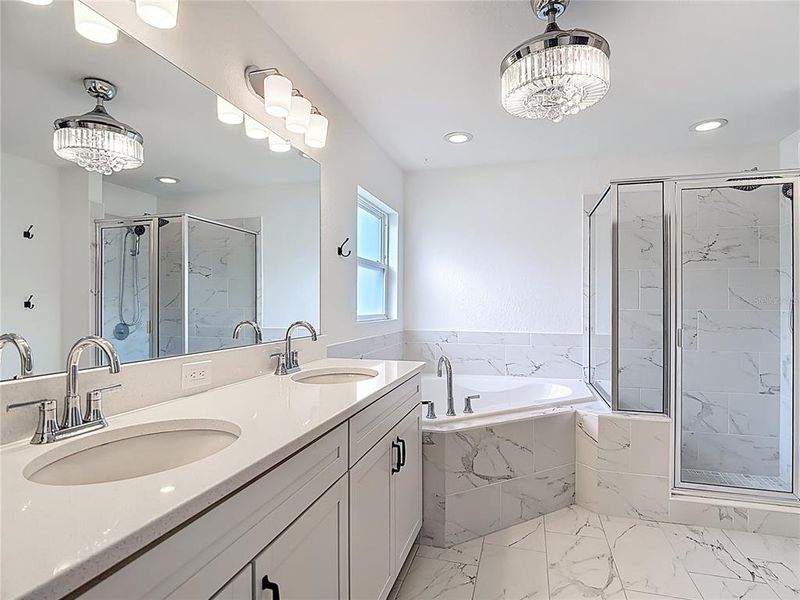 Furnished interior view inside a new home in , Bartow (Image 42).