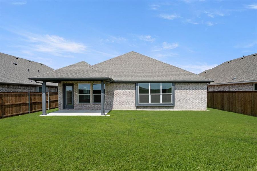 4325 Sun Meadow- Back-2 4325 Sun Meadow- Back-2