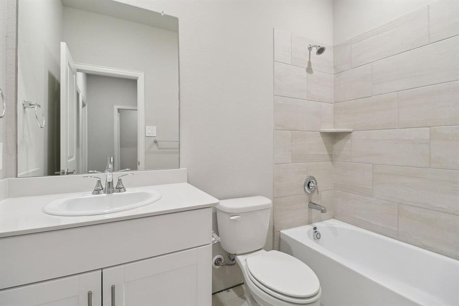 Furnished interior view inside a new home in Lakehaven - Premier Series, Farmersville (Image 13).