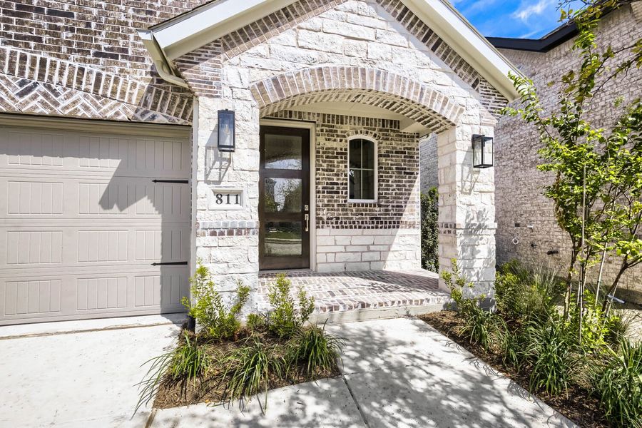 811 Stone Grove - Front Elevation 811 Stone Grove - Front Elevation