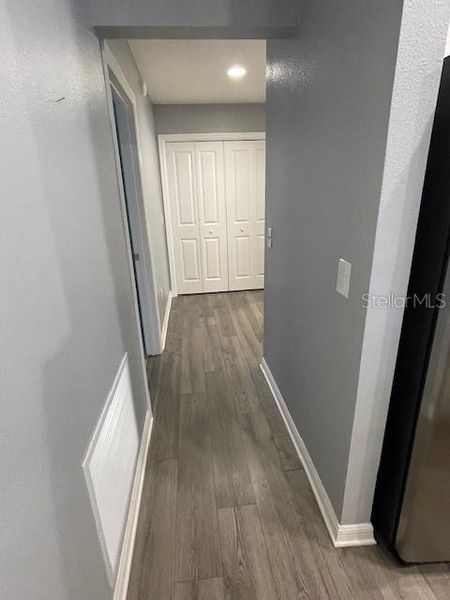 Spacious, unfurnished interior of a new home in , The Villages (Image 28).