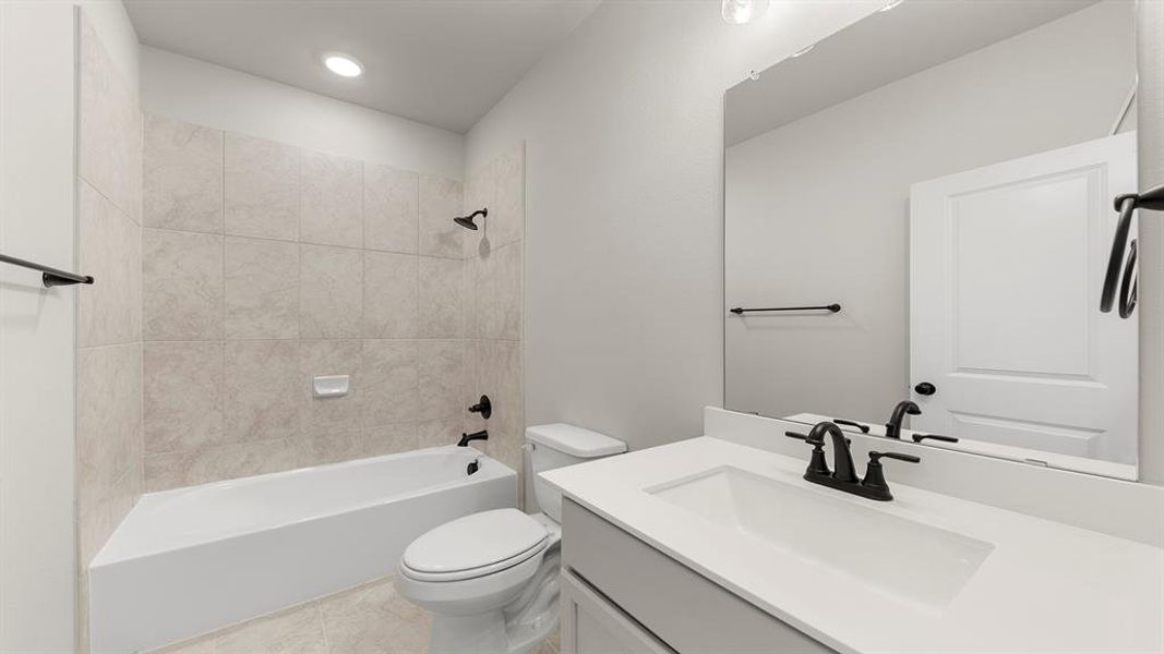 23. 9309 Derry - 3RD Bath 23. 9309 Derry - 3RD Bath