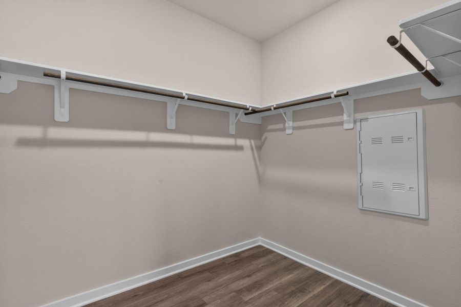 Spacious, unfurnished interior of a new home in Westridge Cove 40', Conroe (Image 21).