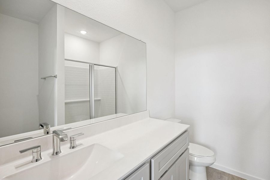 Furnished interior view inside a new home in Stokesbury, Waller (Image 10).