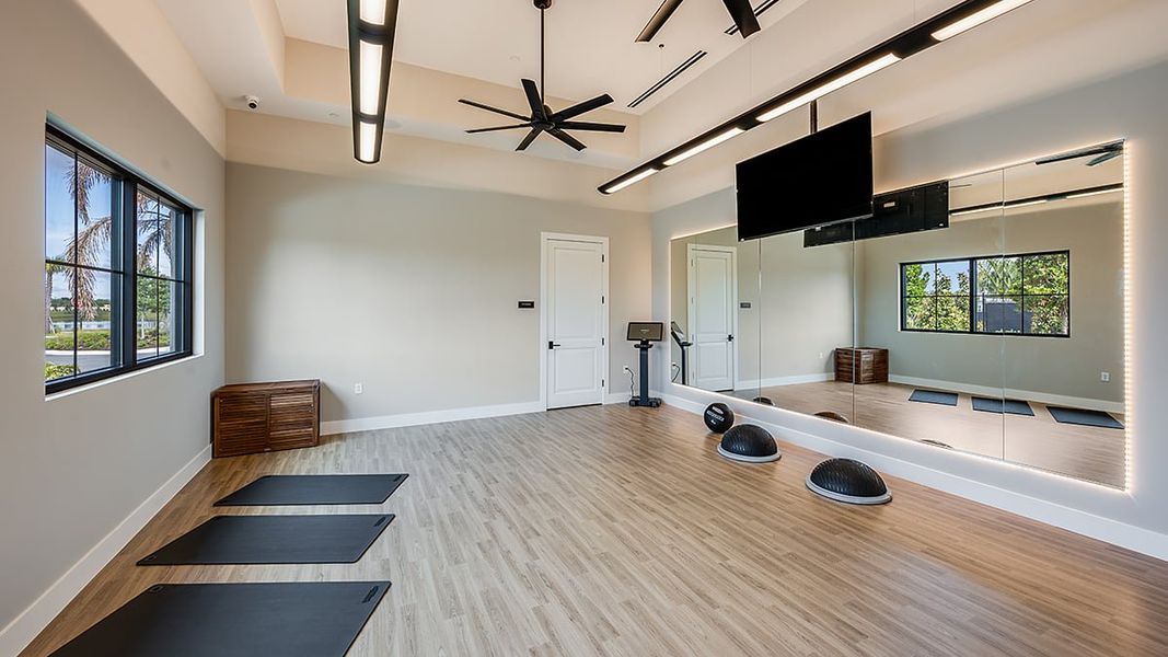 Community amenities in Center Lake Ranch Community Group Page, St. Cloud (Image 36).